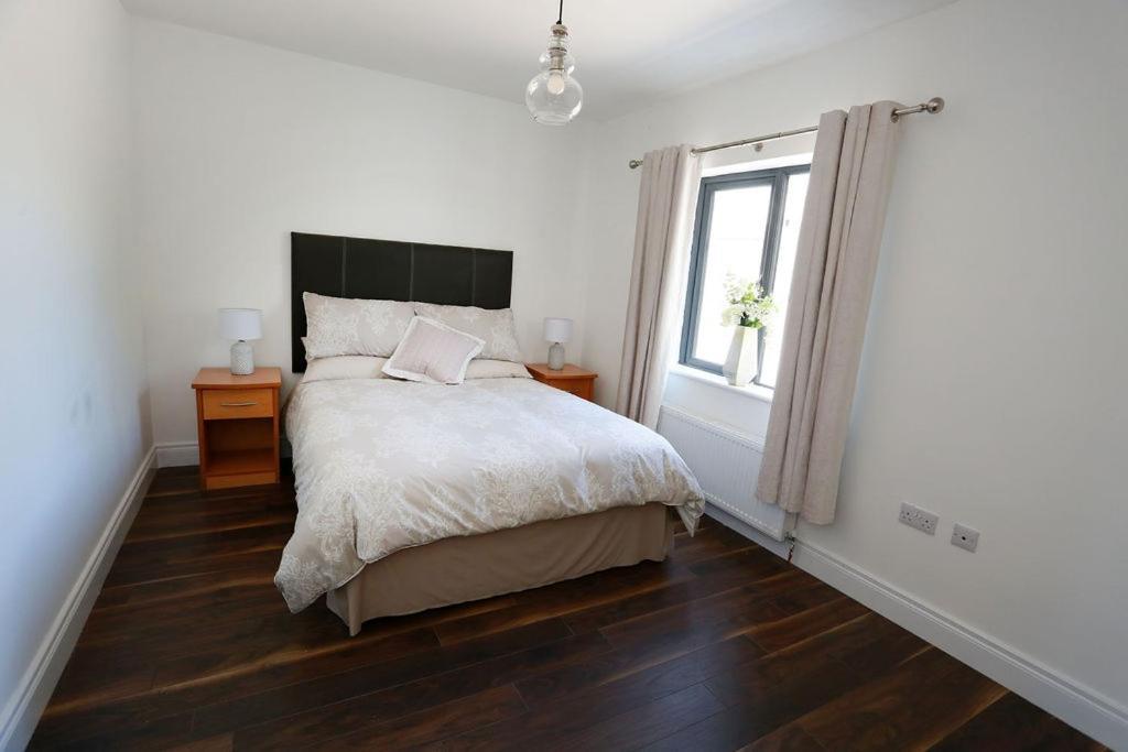 Luxury 6 Bedroom Spiddal Villa, Jacuzzi, Balcony Galway Dış mekan fotoğraf
